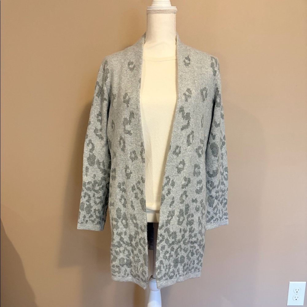 GRAY OMBRE ANIMAL PRINT CARDIGAN/COATIGAN